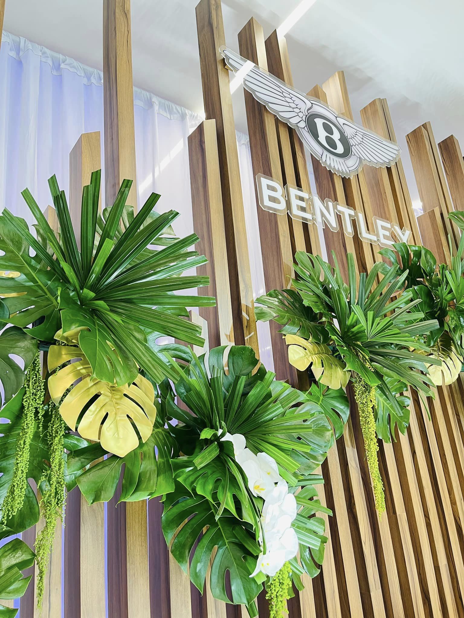 Wintergreen Flower PLT | EVENTS - Bentley